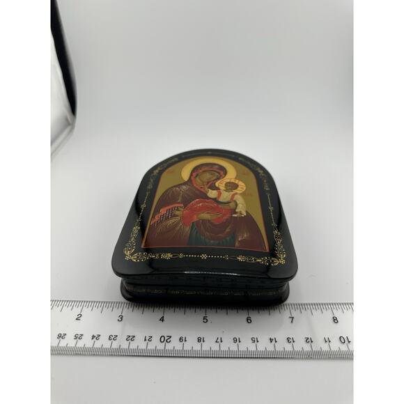 Russian Orthodox Icon Lacquer Box Fedoskino Lady of Vladimir (Madonna and Child) - Picture 9 of 9